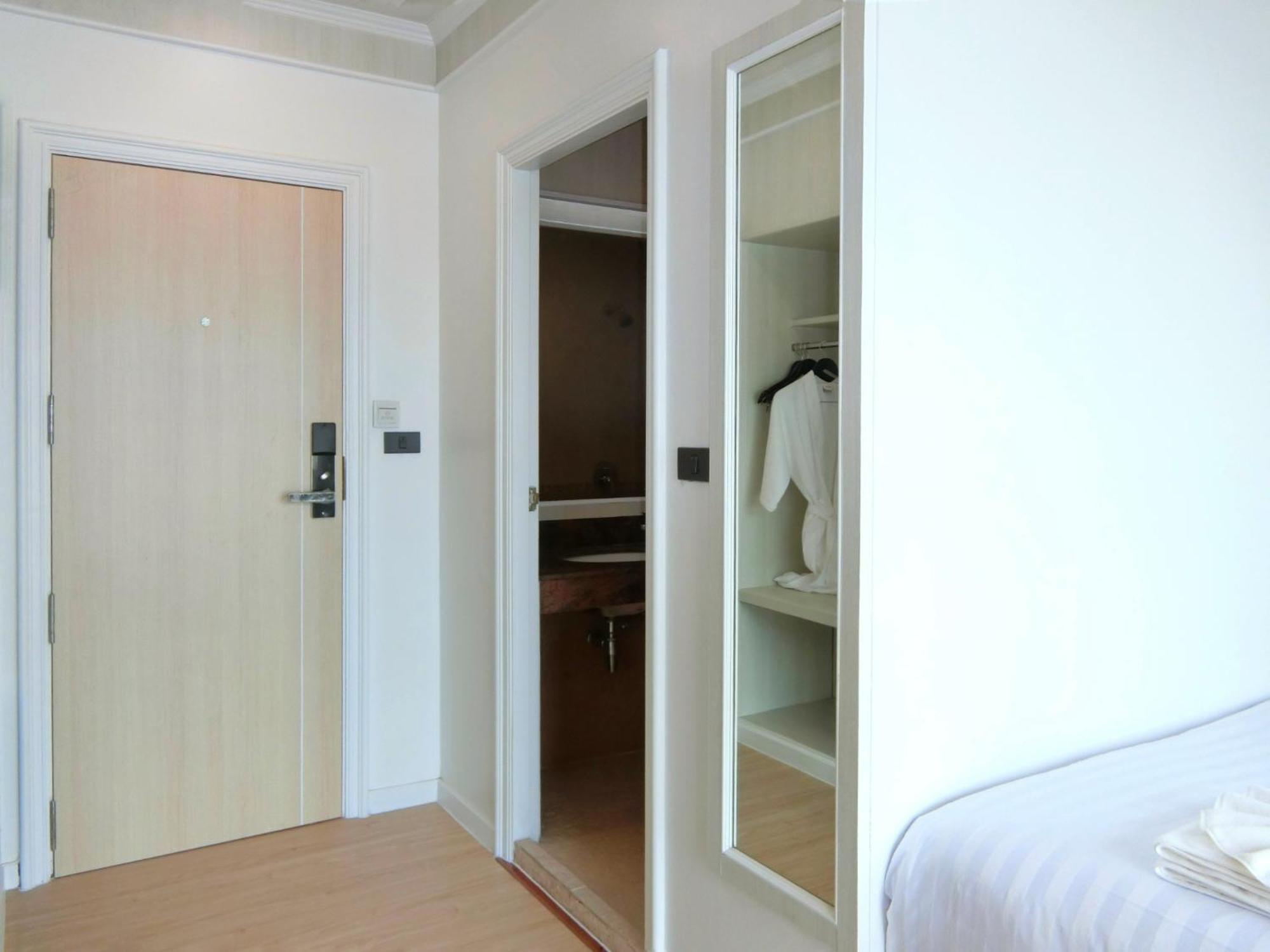 Sira Boutique Residence - Newly Renovated Patong Eksteriør billede