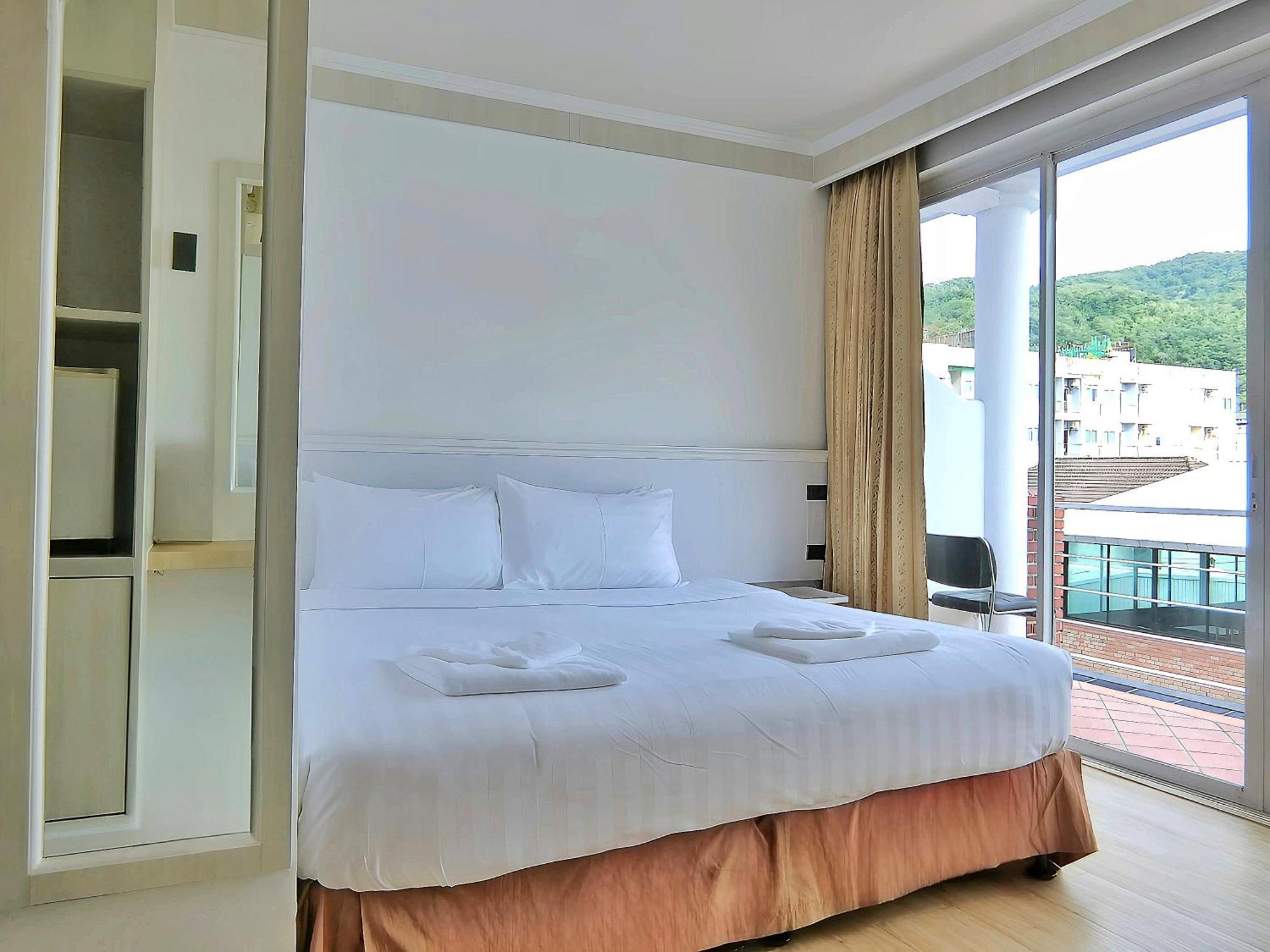 Sira Boutique Residence - Newly Renovated Patong Eksteriør billede