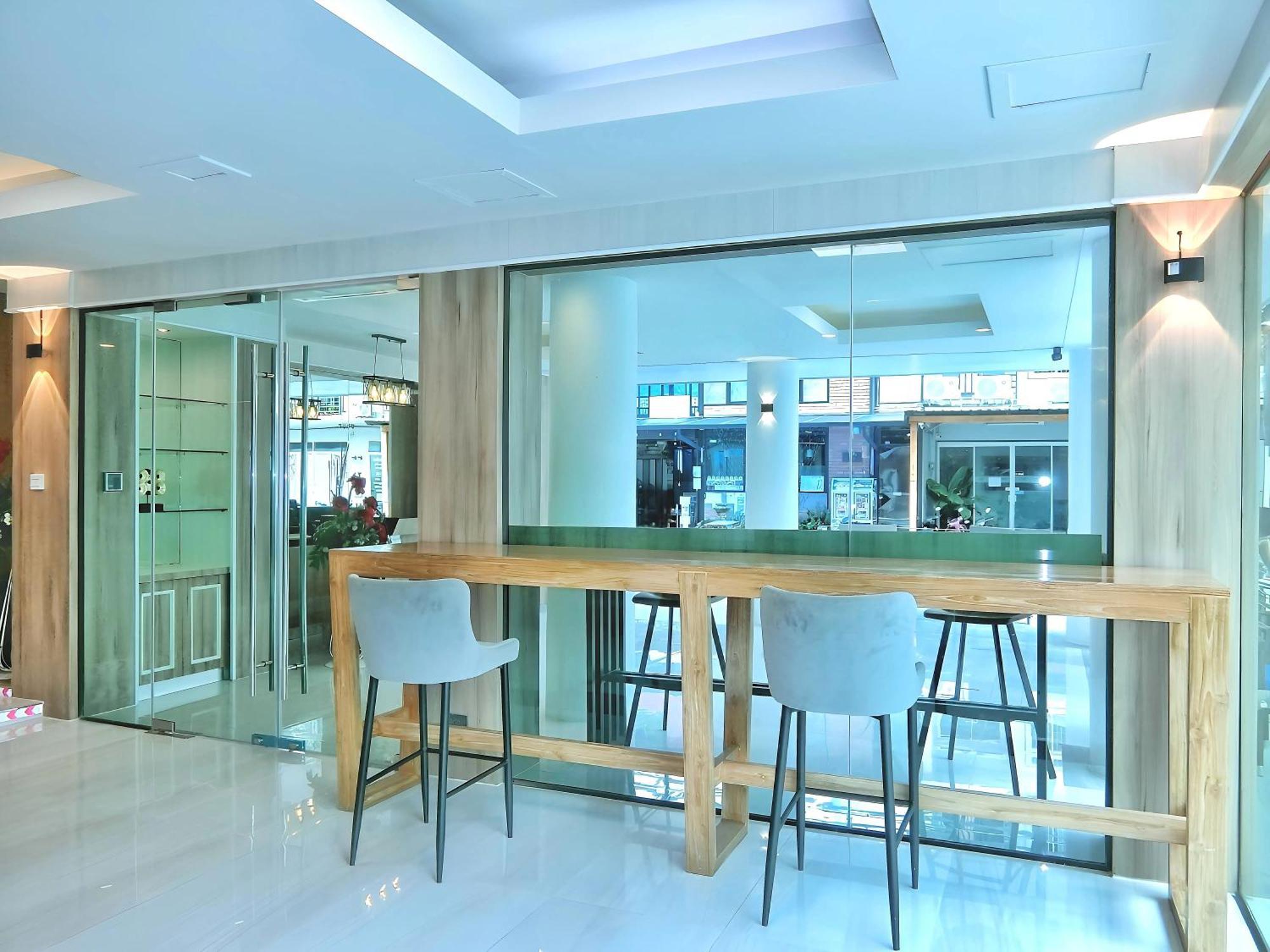 Sira Boutique Residence - Newly Renovated Patong Eksteriør billede
