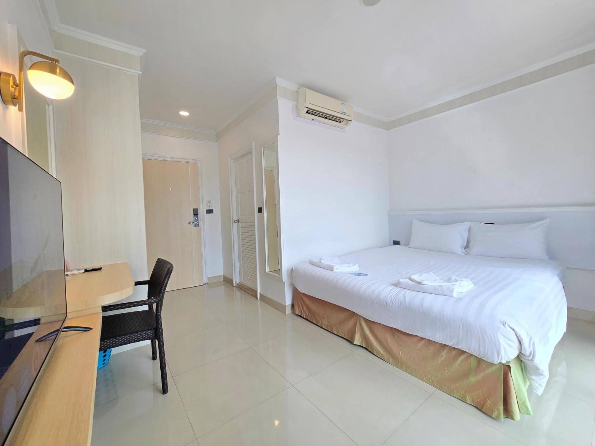Sira Boutique Residence - Newly Renovated Patong Eksteriør billede